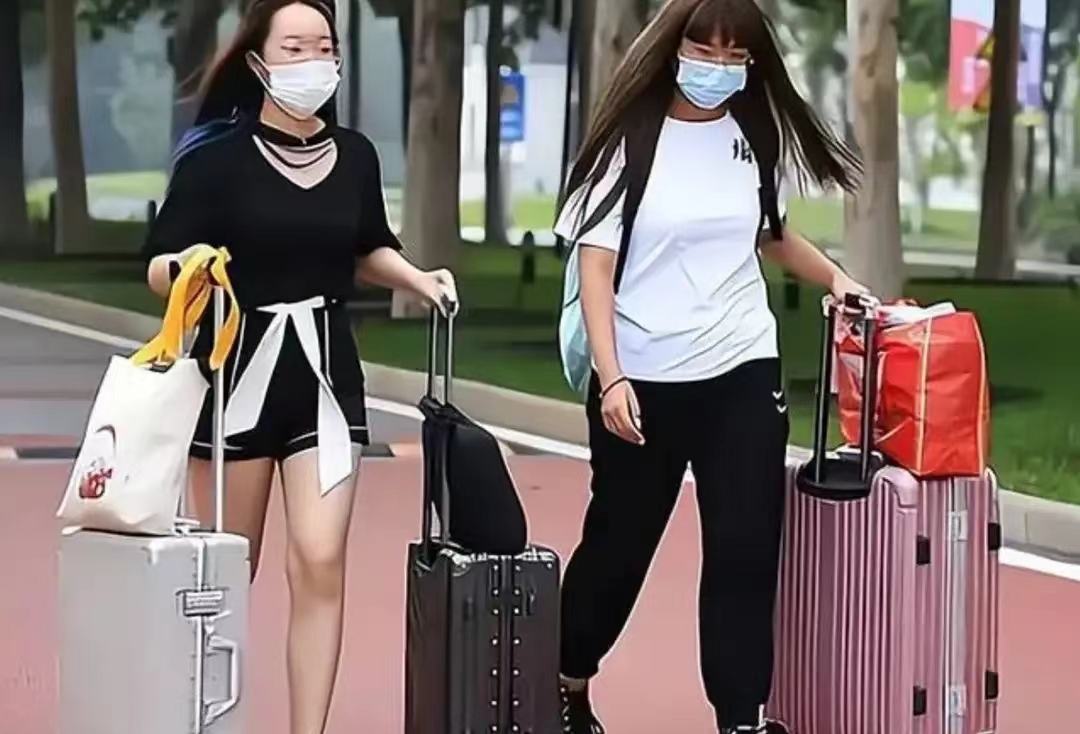 房东"骂死"女大学生？谁是谁非